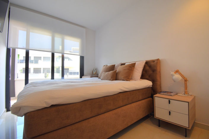 Image No.11-3 Bed Apartment for sale