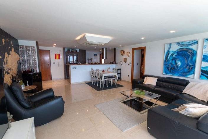 Image No.9-3 Bed Apartment for sale