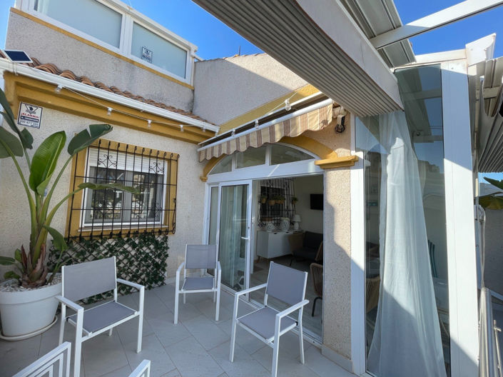 Image No.26-3 Bed Townhouse for sale