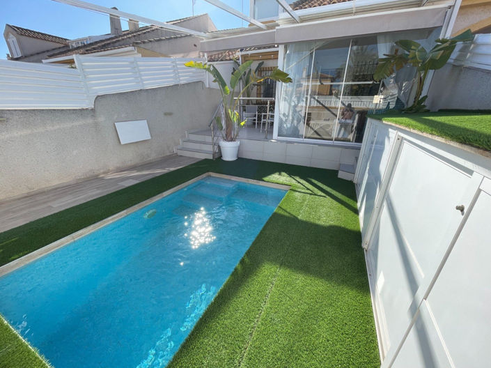Image No.28-3 Bed Townhouse for sale