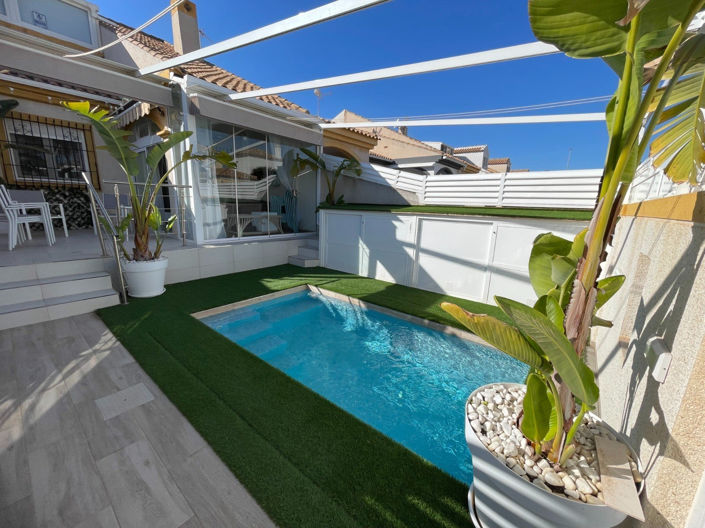 Image No.29-3 Bed Townhouse for sale