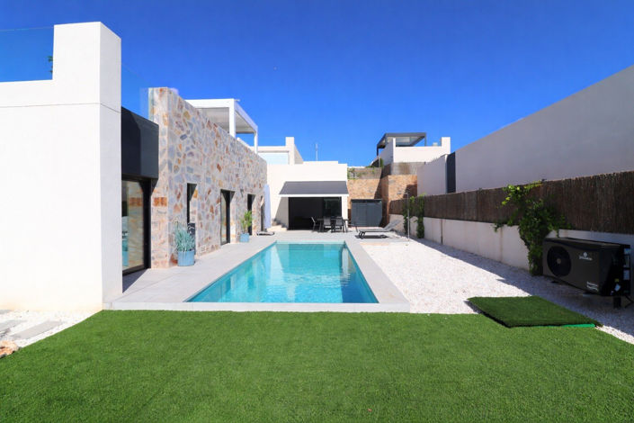 Image No.24-3 Bed Villa for sale