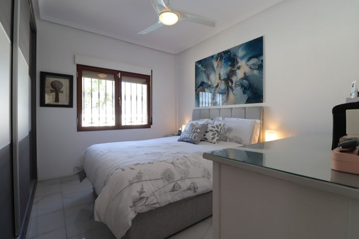 Image No.12-Villa de 3 chambres à vendre à Alicante