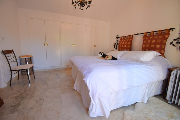 Image No.17-3 Bed Apartment for sale