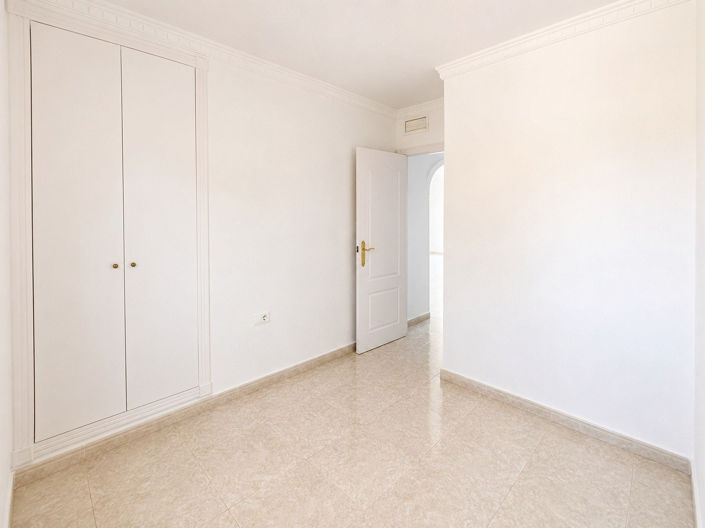 Image No.13-2 Bed Apartment for sale