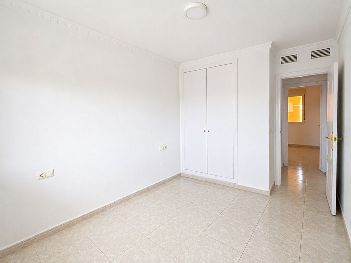 Image No.14-2 Bed Apartment for sale