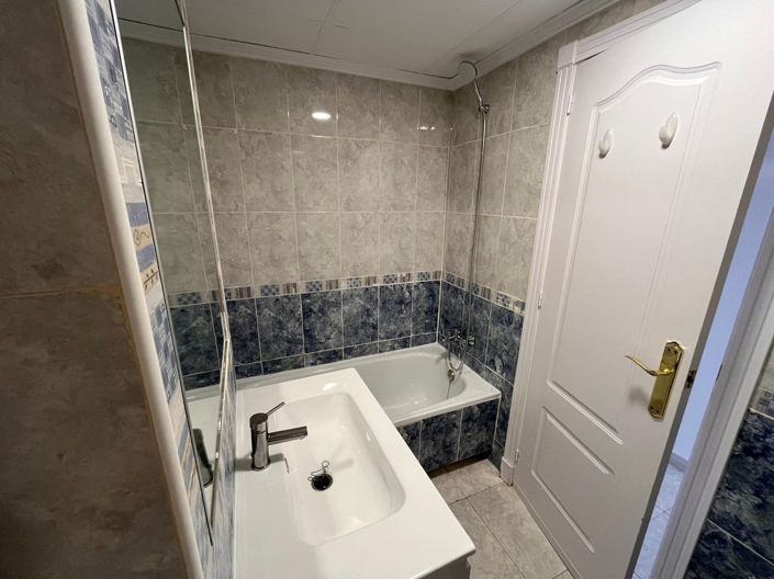 Image No.16-2 Bed Apartment for sale