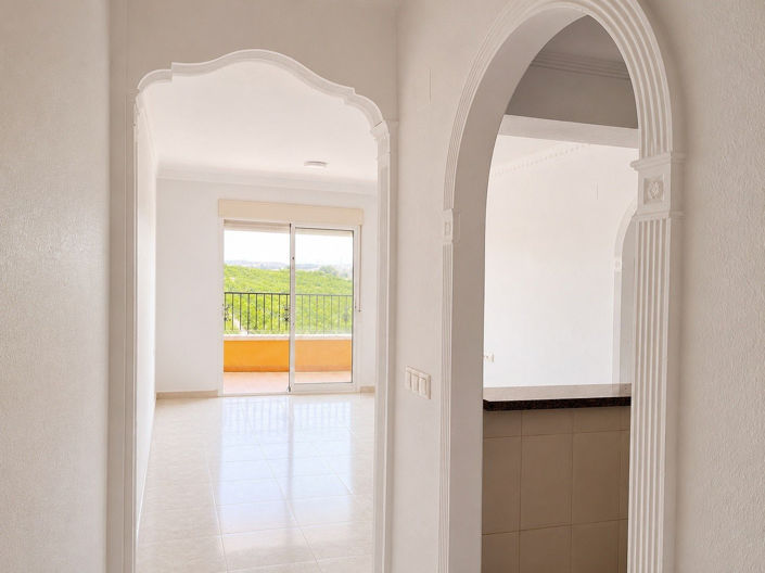 Image No.4-2 Bed Apartment for sale