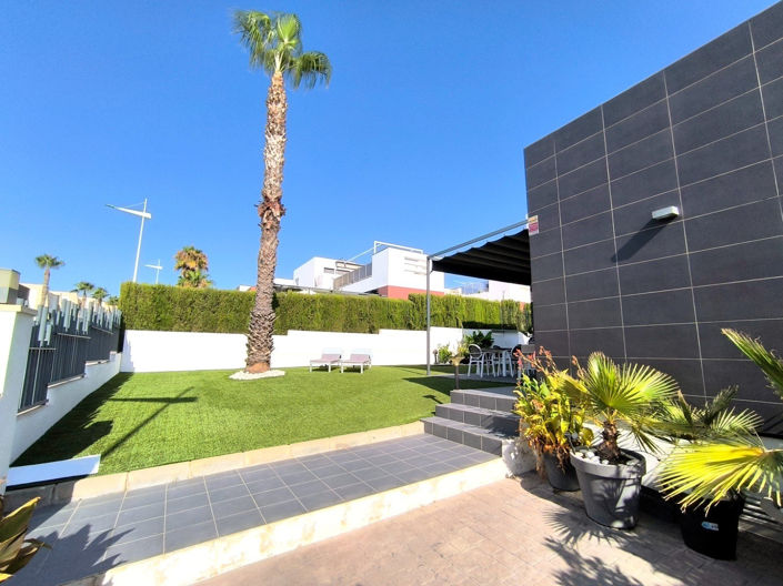 Image No.16-Quad de 2 chambres à vendre à Alicante