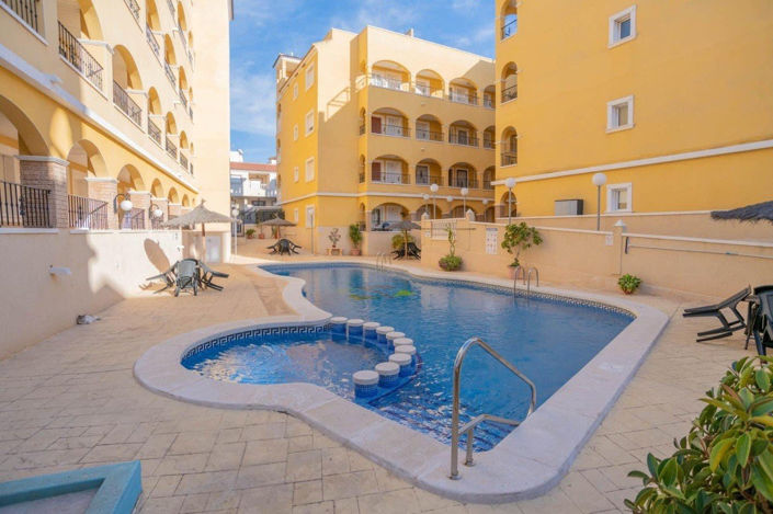Image No.2-Appartement de 2 chambres à vendre à Alicante