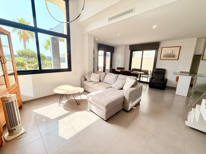 Image No.2-Villa de 3 chambres à vendre à Alicante