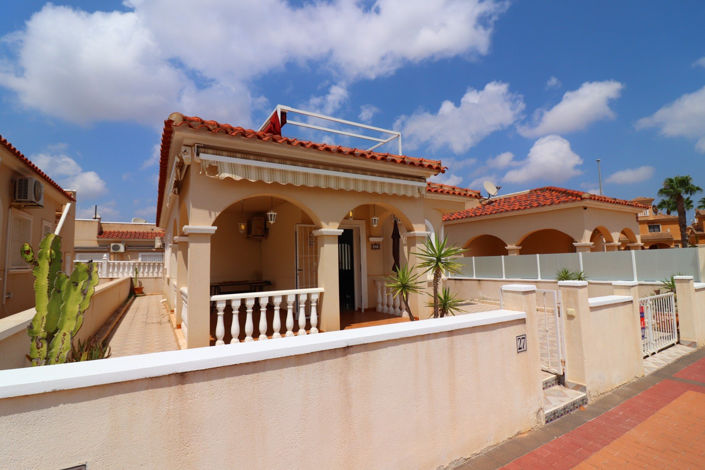 Image No.20-3 Bed Villa for sale