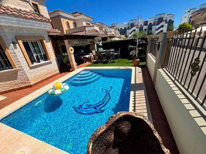 Image No.2-Villa de 3 chambres à vendre à Alicante