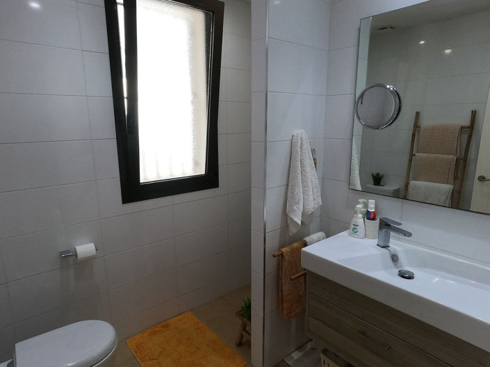 Image No.14-2 Bed Apartment for sale