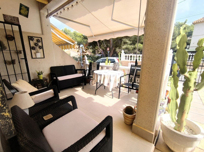 Image No.10-2 Bed Townhouse for sale