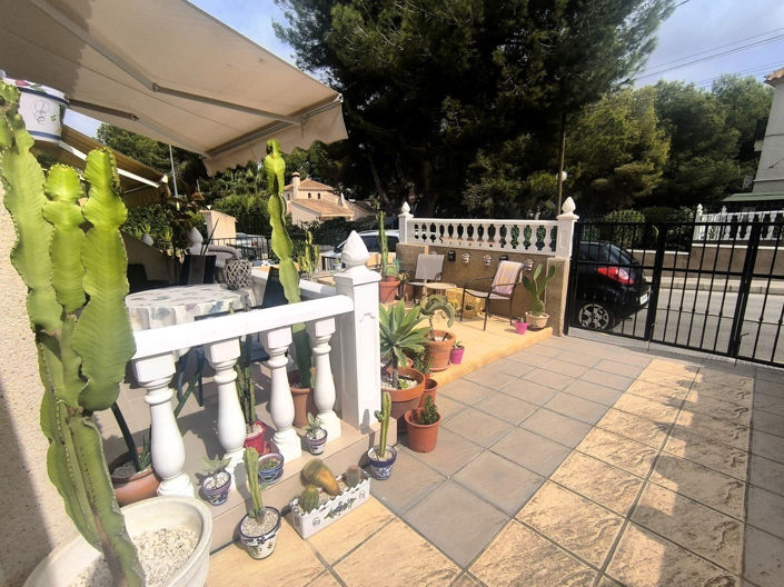 Image No.5-2 Bed Townhouse for sale