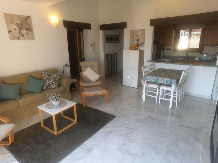 Image No.6-2 Bed Bungalow for sale