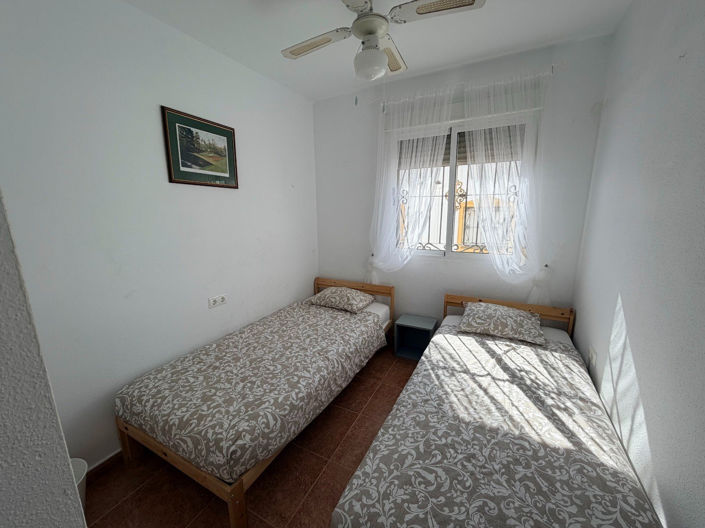 Image No.14-3 Bed Townhouse for sale