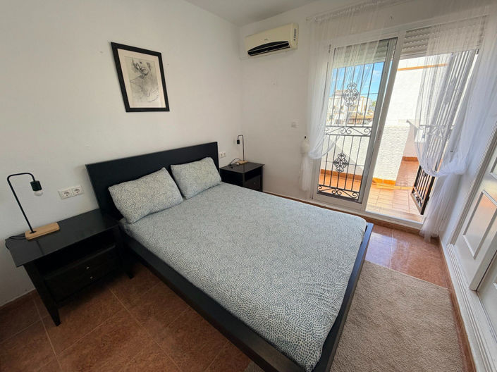 Image No.16-3 Bed Townhouse for sale