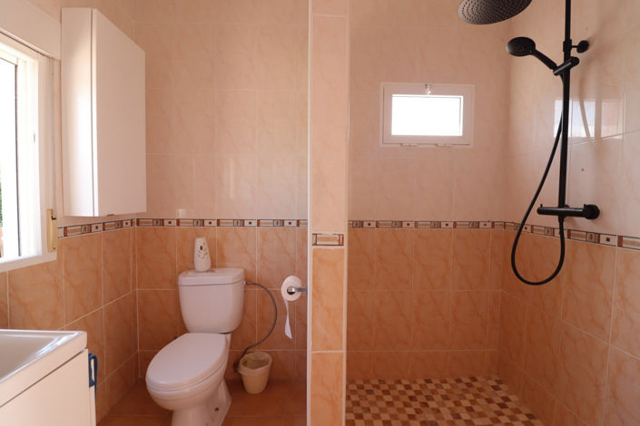 Image No.25-3 Bed Country House for sale
