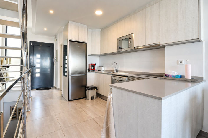 Image No.5-3 Bed Townhouse for sale