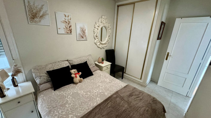 Image No.9-3 Bed Apartment for sale
