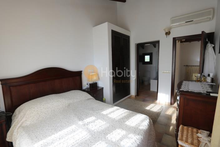 Image No.19-2 Bed Villa for sale