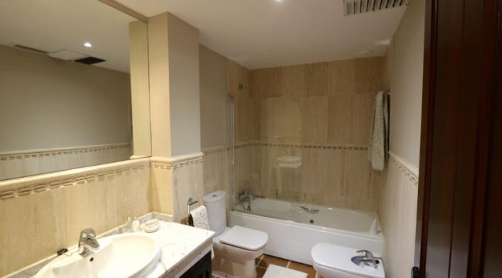 Image No.11-3 Bed Apartment for sale