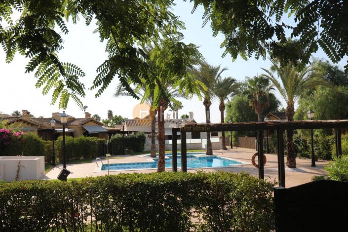 Image No.16-2 Bed Semi-Detached for sale