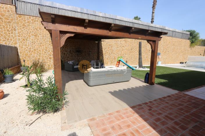 Image No.19-4 Bed Villa for sale