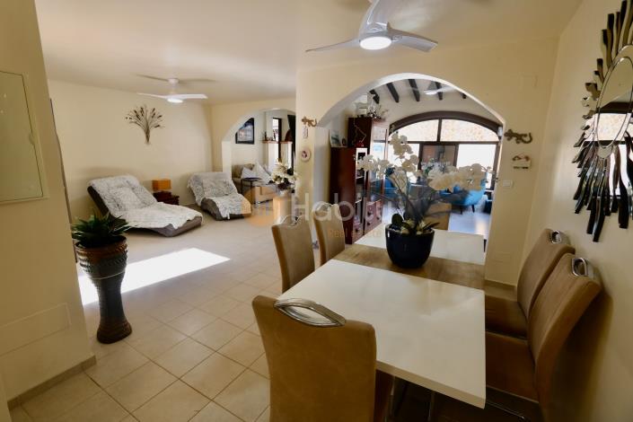 Image No.12-4 Bed Villa for sale