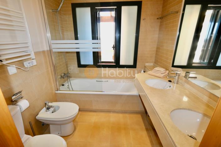 Image No.16-2 Bed Apartment for sale