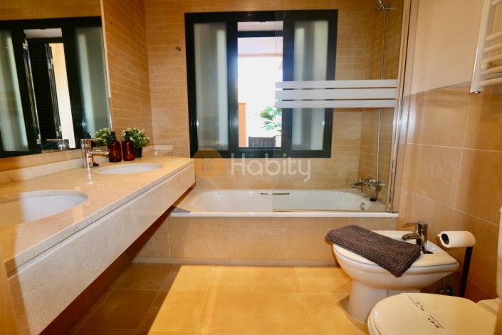 Image No.12-2 Bed Apartment for sale