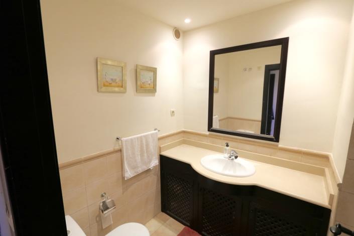 Image No.10-2 Bed Townhouse for sale