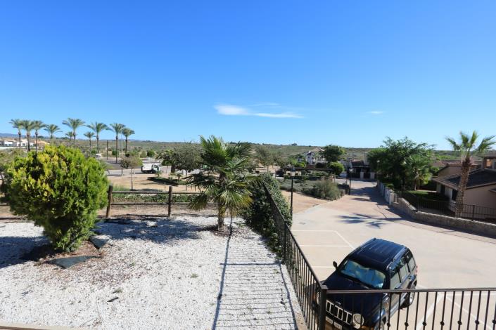 Image No.20-2 Bed Townhouse for sale