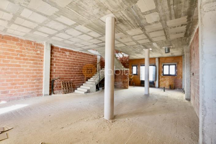 Image No.3-Commercial à vendre à Hacienda del Alamo