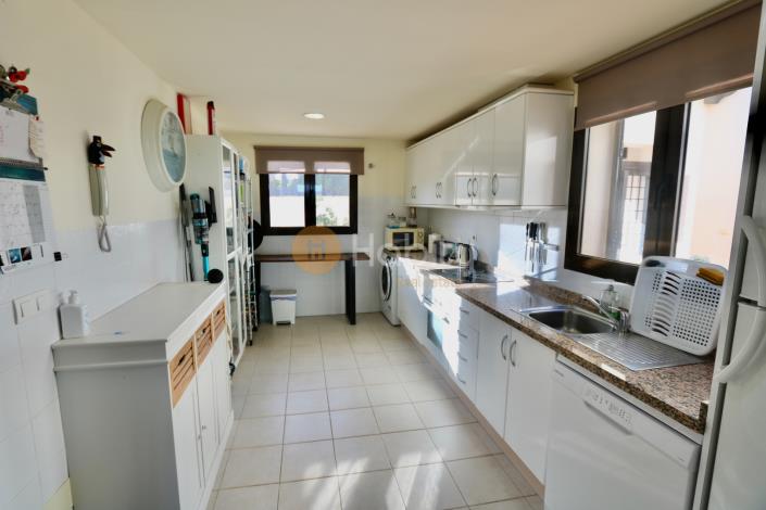 Image No.8-3 Bed Villa for sale