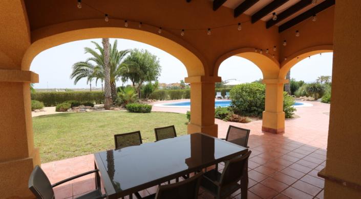 Image No.36-3 Bed Villa / Detached for sale