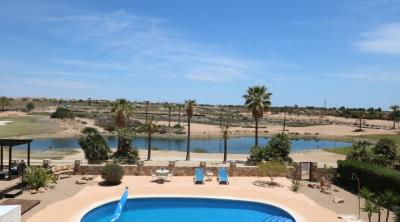 Villa / Détaché de 4 chambres à vendre à Hacienda del Alamo