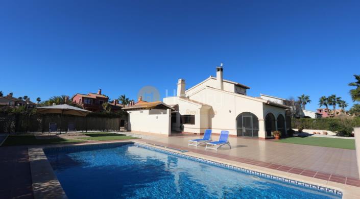 Image No.3-Villa / Détaché de 3 chambres à vendre à Hacienda del Alamo