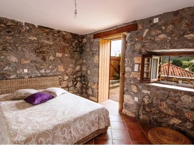 Image No.10-2 Bed House for sale