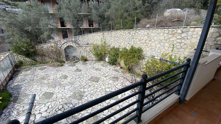 Image No.7-Maison de 6 chambres à vendre à Ligia