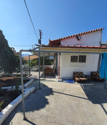 Image No.9-2 Bed House for sale