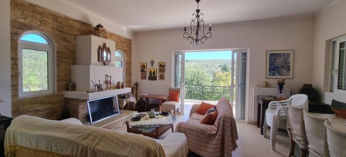 Image No.1-4 Bed House for sale