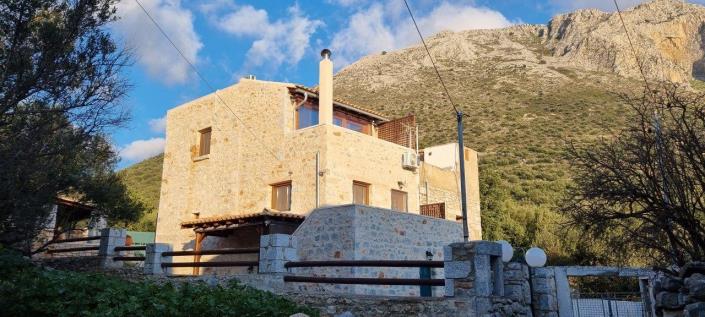 Image No.1-2 Bed House for sale