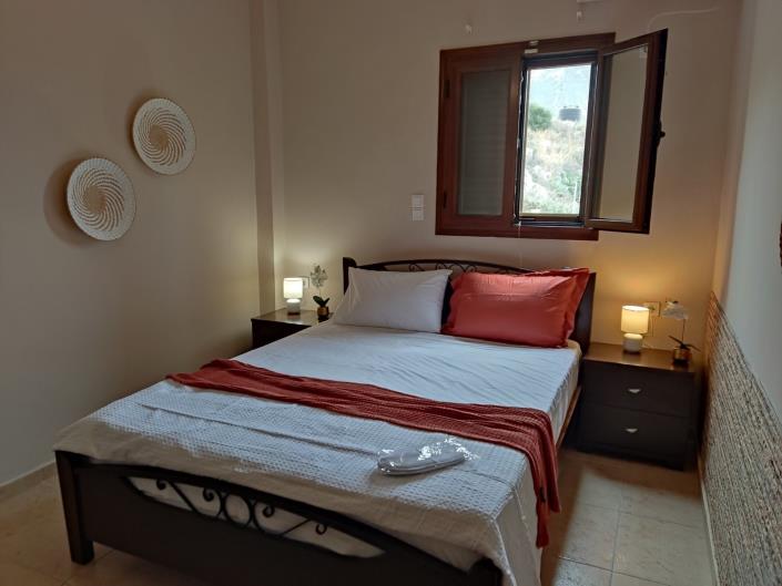 Image No.7-2 Bed Land for sale