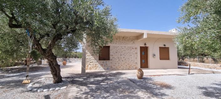 Image No.1-2 Bed House for sale