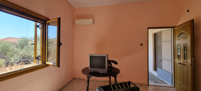 Image No.12-2 Bed House for sale