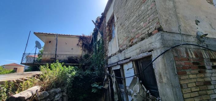 Image No.24-4 Bed House for sale