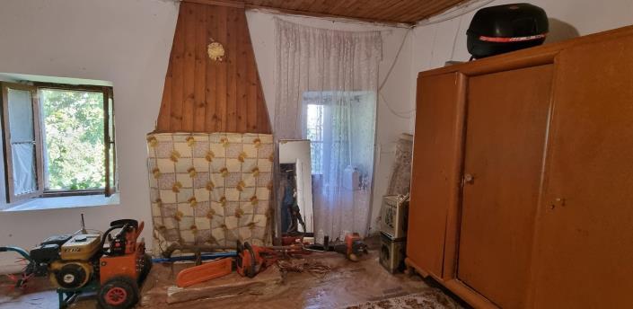 Image No.20-4 Bed House for sale